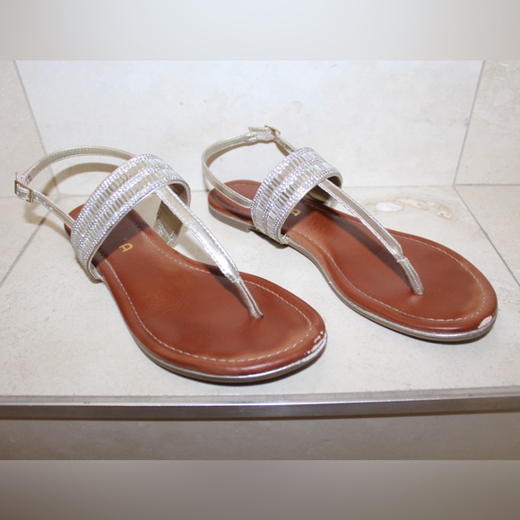Unisa Shoes - Unisa gold and rhinestone sandals (women’s 10)